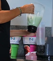 N SHAPE - PISTASHAKE